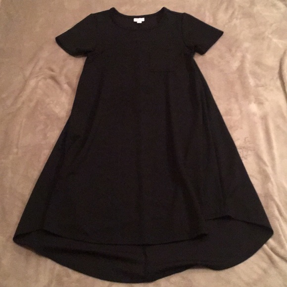 LuLaRoe Dresses & Skirts - LuLaRoe Carly. Solid black. XXS